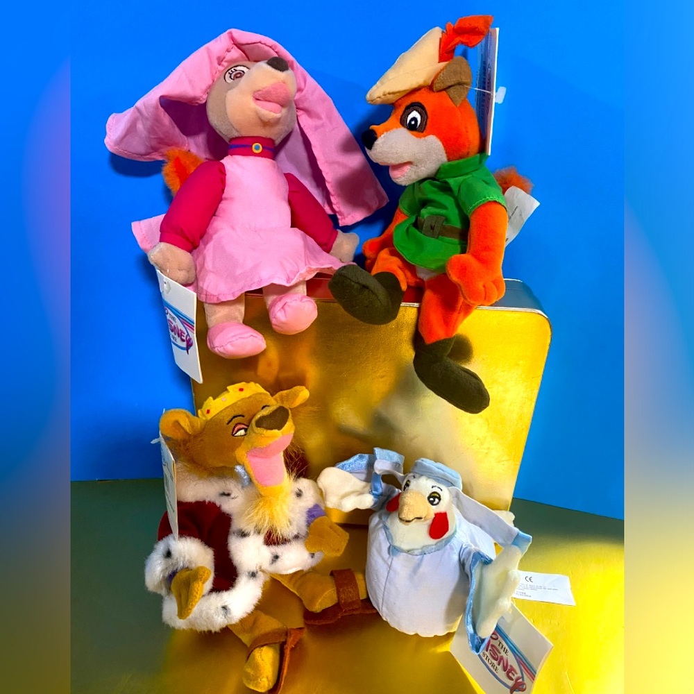 DISNEY EXCLUSIVE NWT VTG 90s ROBIN HOOD RETIRED BEAN BAG PLUSH SET OF 4